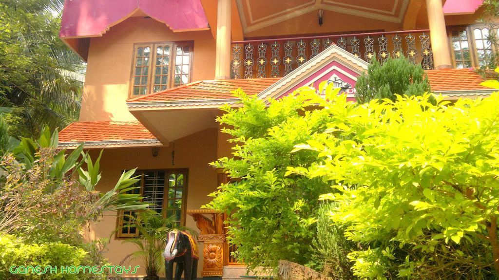 Ganesh House Homestay Kovalam Exteriör bild