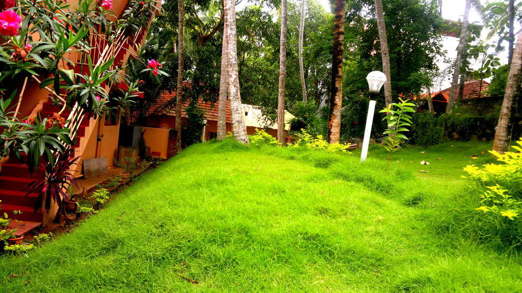 Ganesh House Homestay Kovalam Exteriör bild